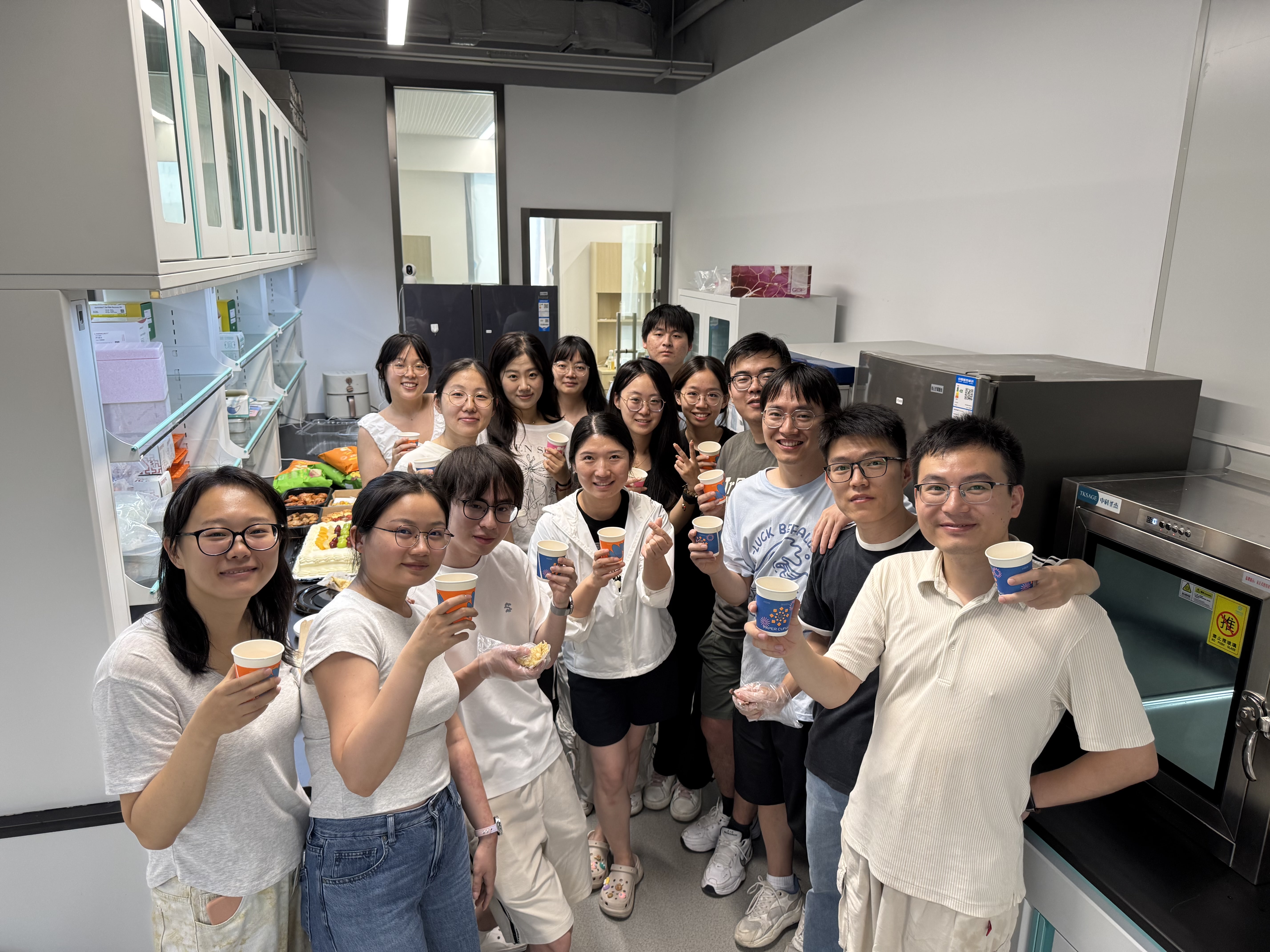 Image 1 from October 12, 2025